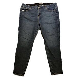 Torrid Jeans Women’s Size 26R Bombshell Skinny Premium Stretch High‎ Rise Denim